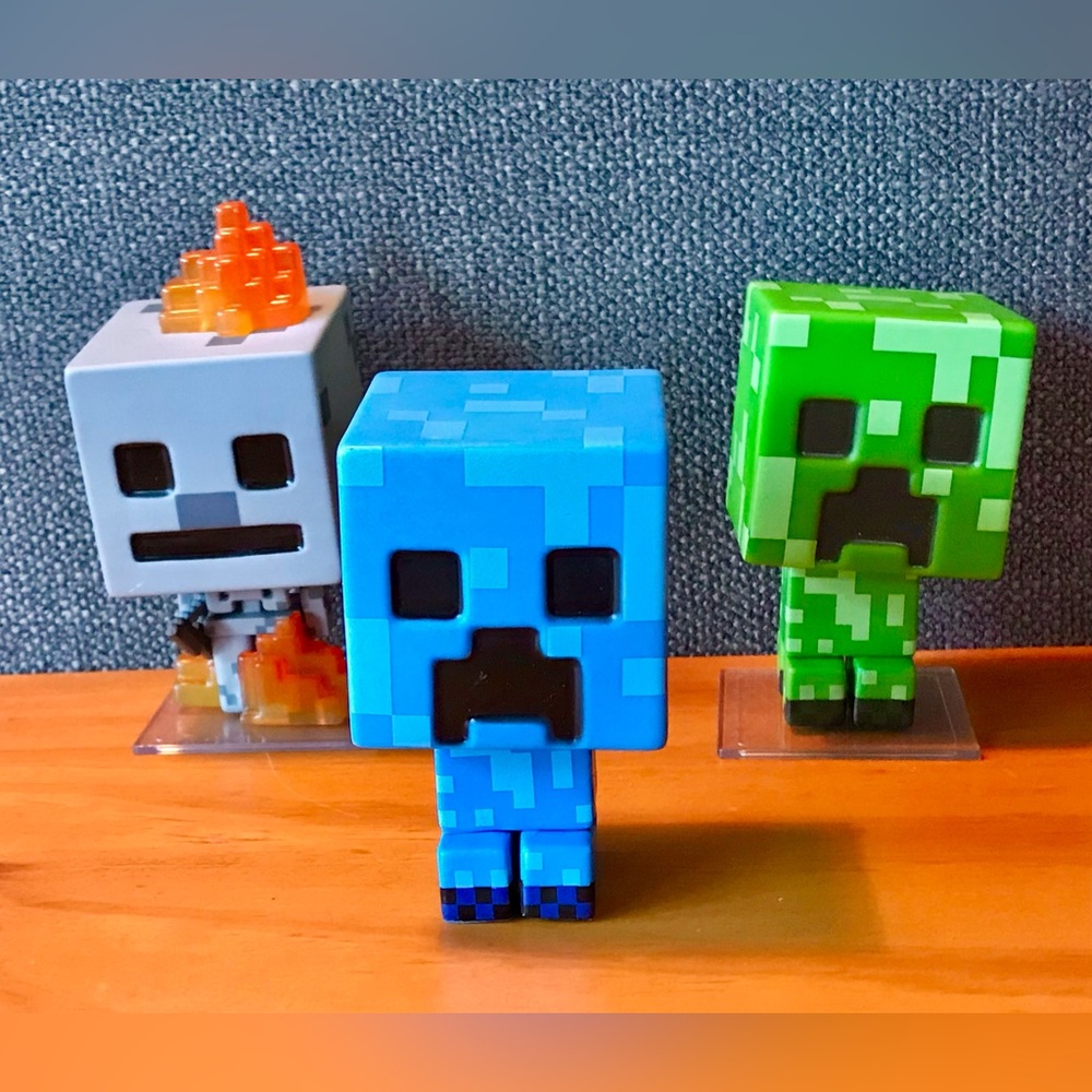 3 Funko Pop MINECRAFT Creeper Charged Flame Skeleton Vinyl Figures Collectible